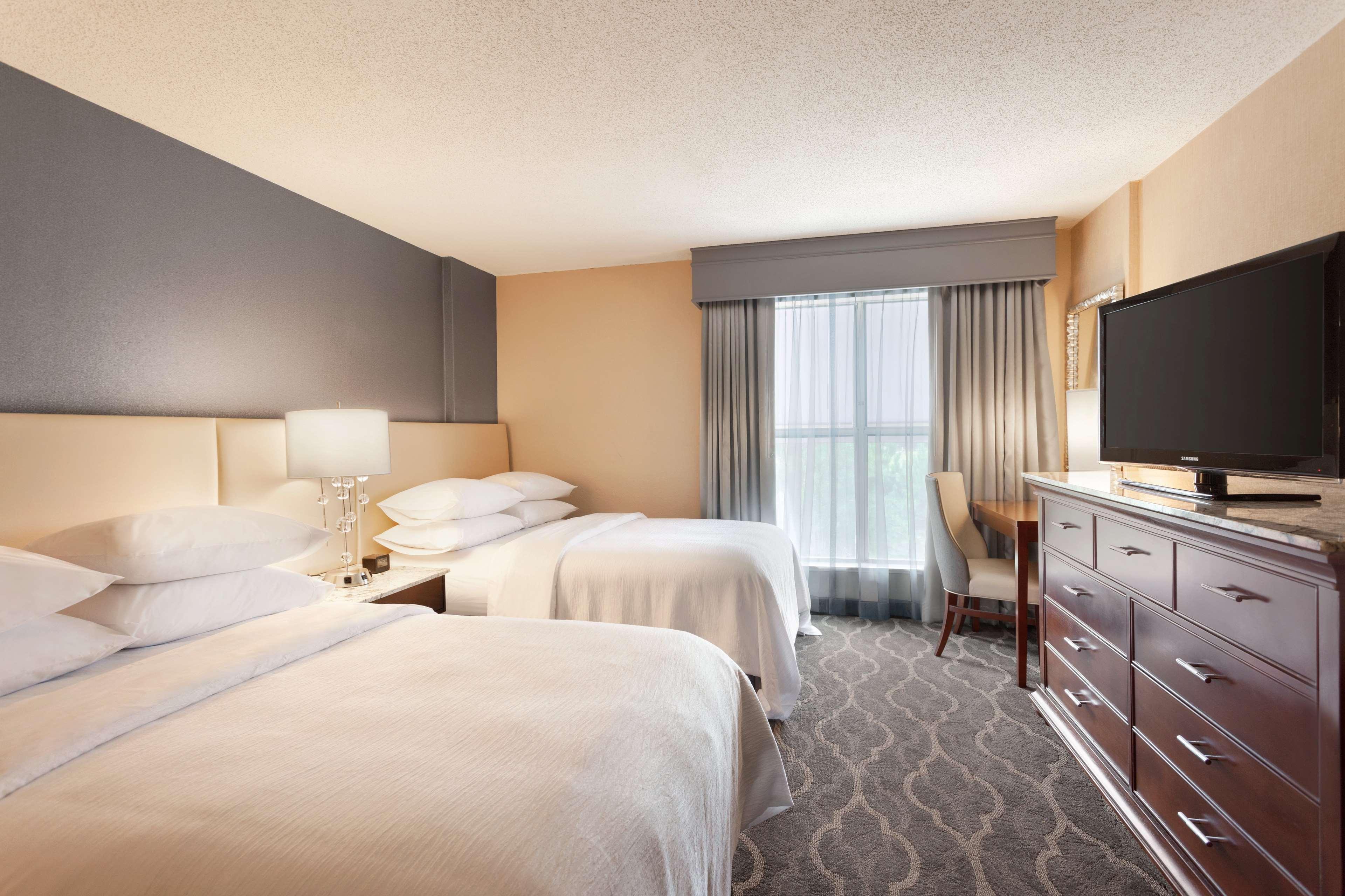 Embassy Suites By Hilton Atlanta Airport College Park Buitenkant foto