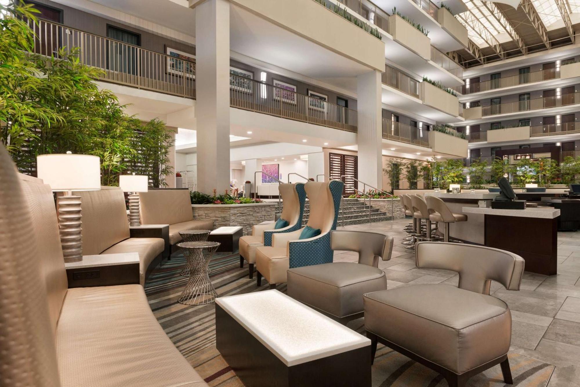 Embassy Suites By Hilton Atlanta Airport College Park Buitenkant foto