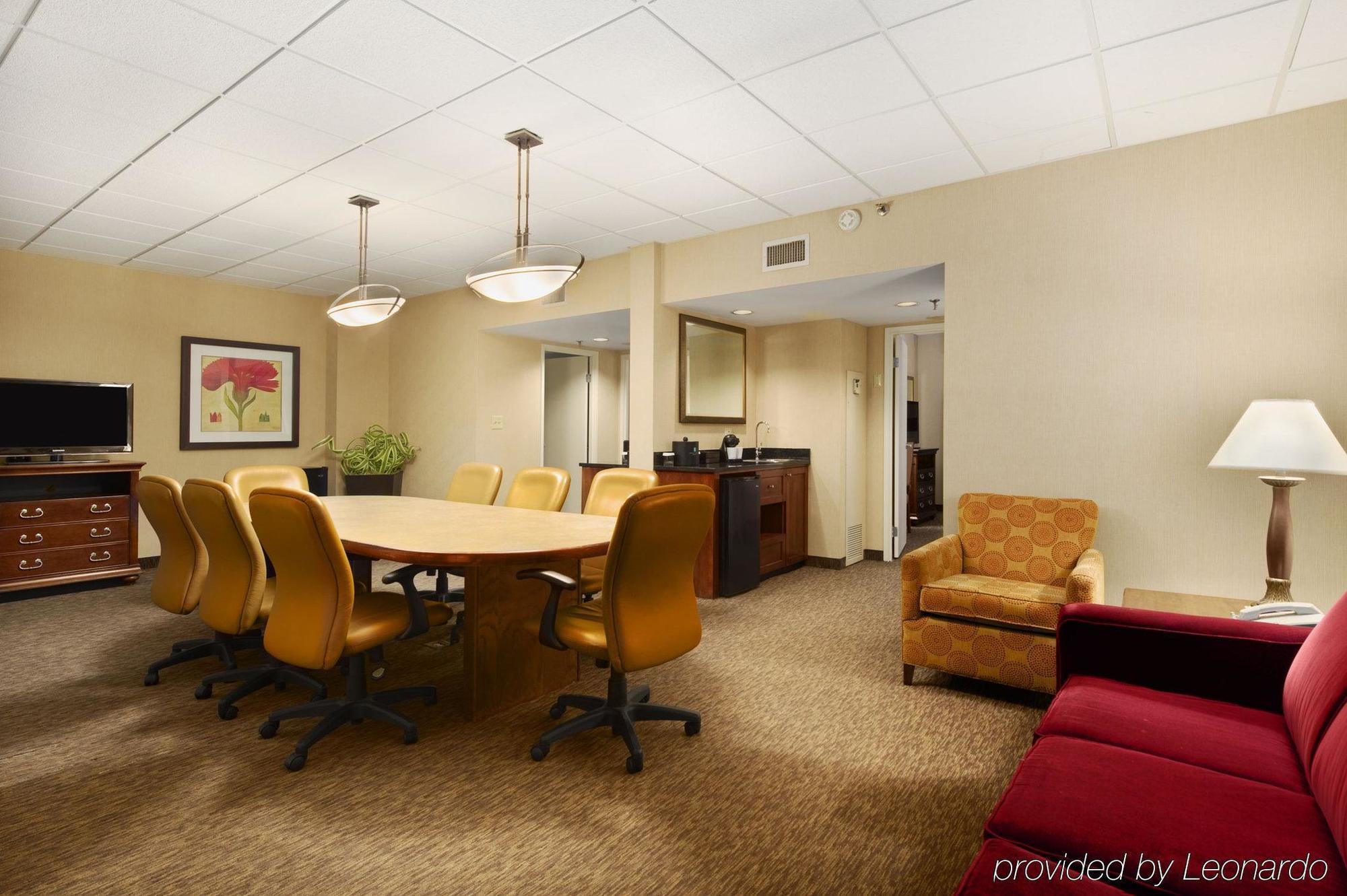 Embassy Suites By Hilton Atlanta Airport College Park Buitenkant foto
